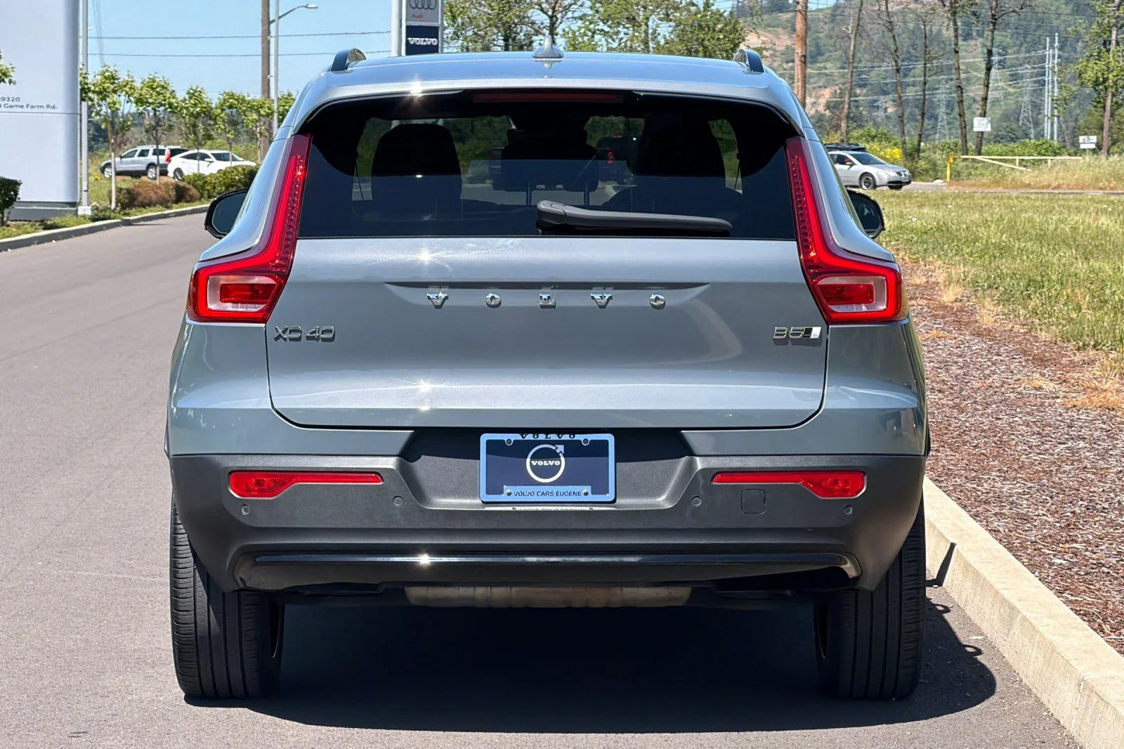 Used 2023 Gray Volvo Ultimate image 4