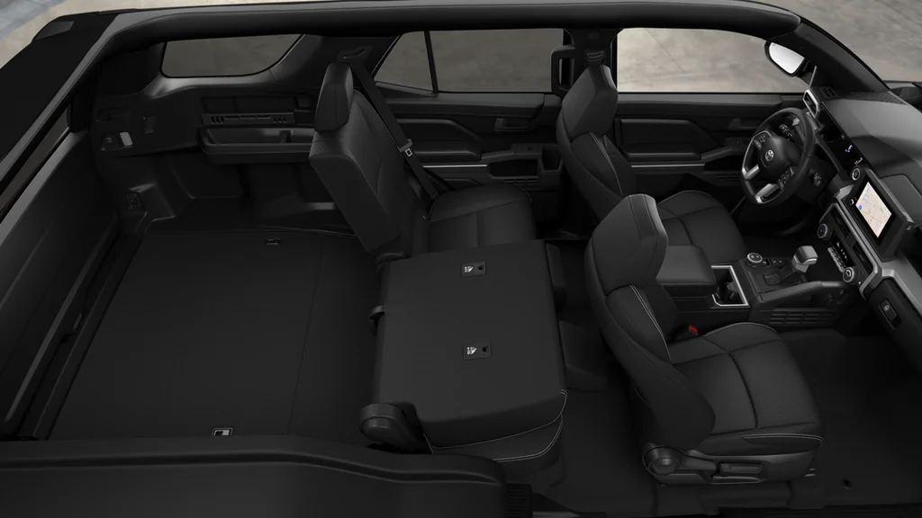 New 2026 White Toyota SR5 image 4