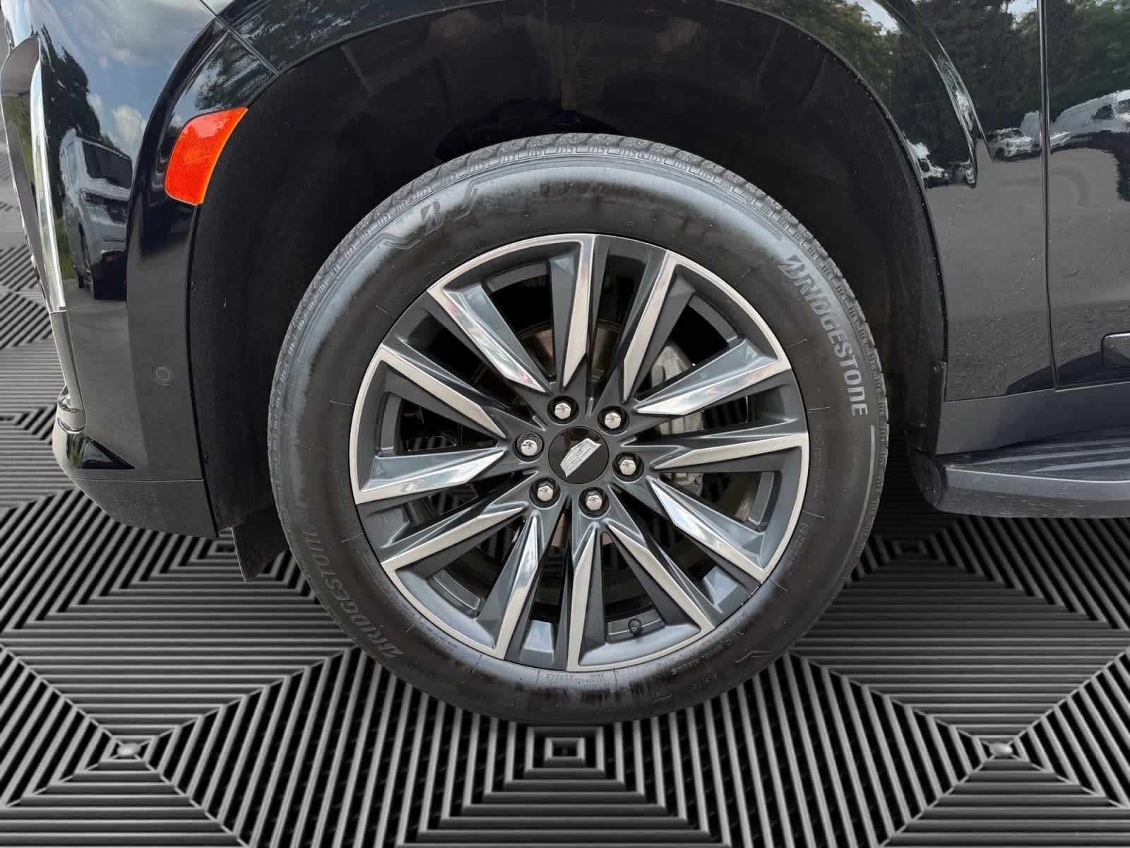 Used 2023 Black Raven Cadillac 4WD Sport Platinum image 9