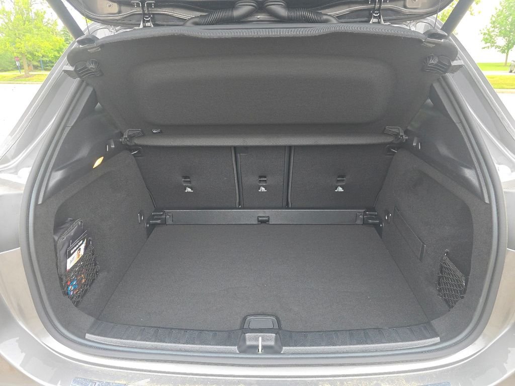 New 2026 Mountain Grey Metallic Mercedes-Benz GLA 250 image 17
