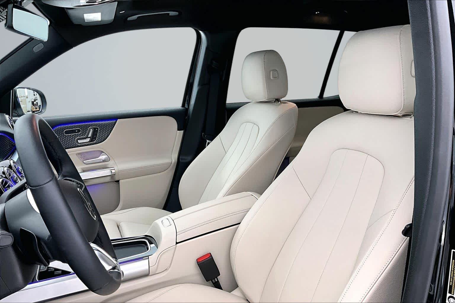 New 2026 Cosmos Black Metallic Mercedes-Benz GLB 250 image 11