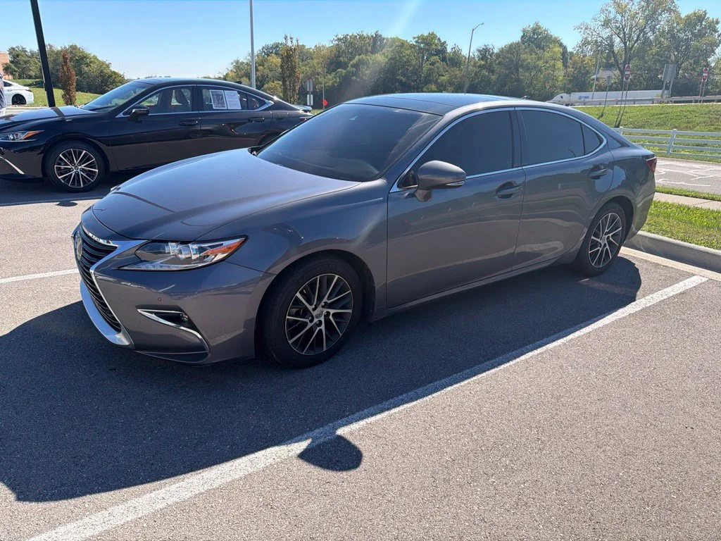 Used 2016 Nebula Gray Pearl Lexus 350 image 3