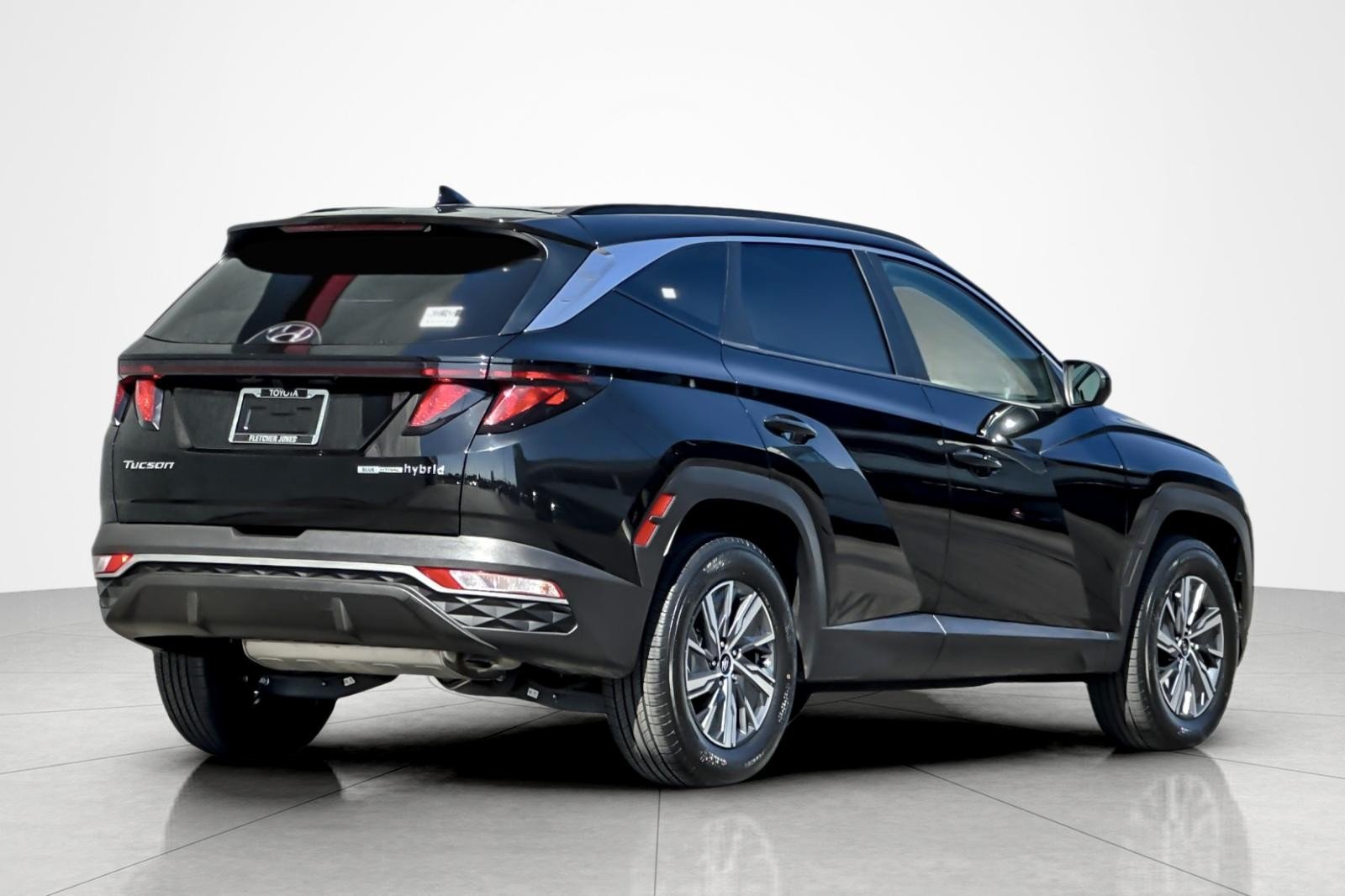 Used 2024 BLACK Hyundai Blue image 5