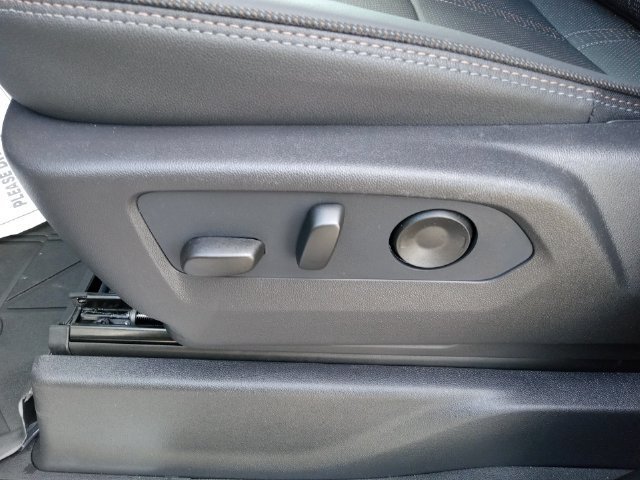 2026 Chevrolet Silverado 1500 High Country - Photo 14