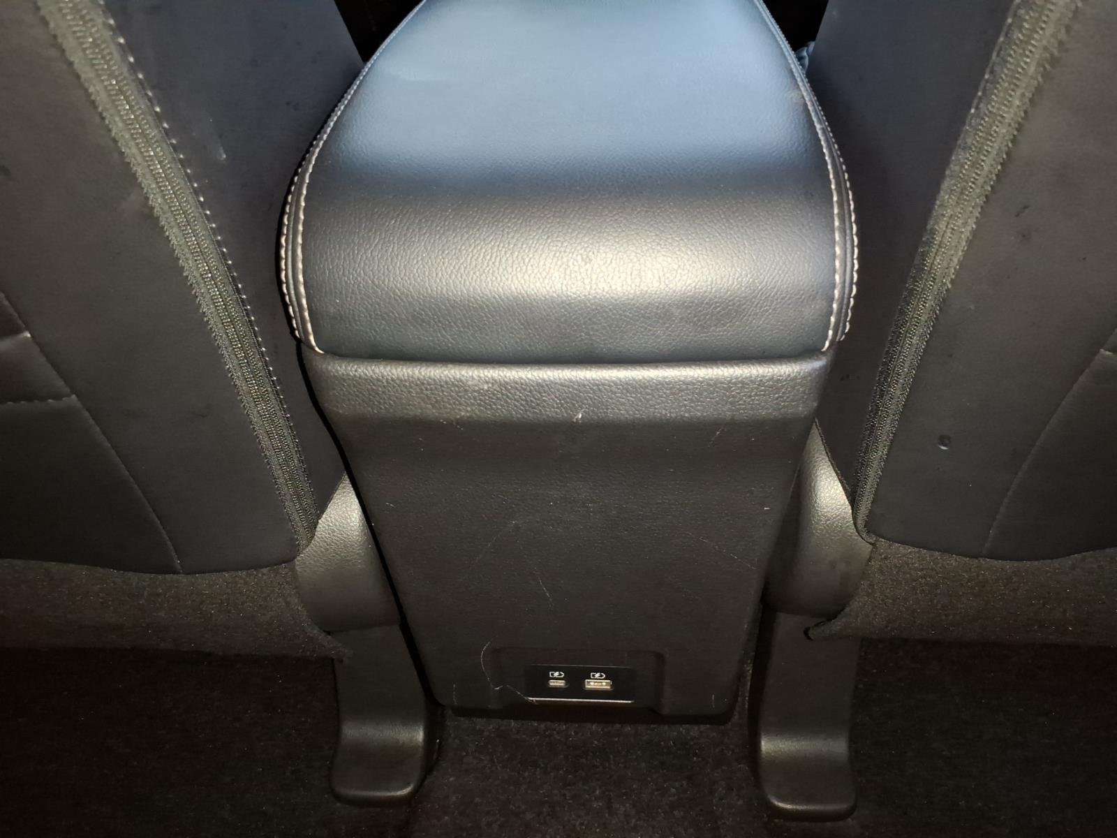 Used 2024  MITSUBISHI  image 21