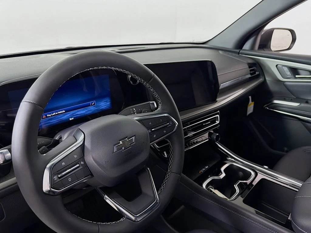 2026 Chevrolet Traverse LT - Photo 9