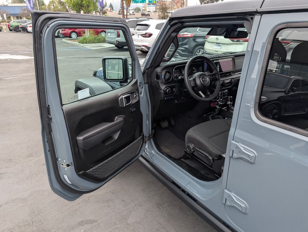 2025 Jeep Wrangler 4xe Rubicon 4XE - Photo 35
