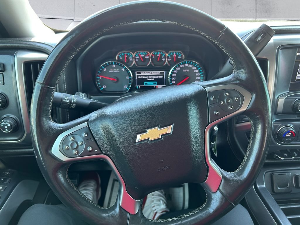 Used 2018  Chevrolet LTZ image 9