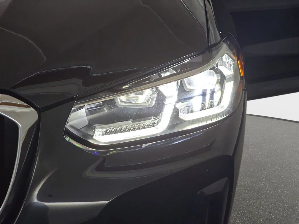 Used 2024 Black Sapphire Metallic BMW M40i image 33