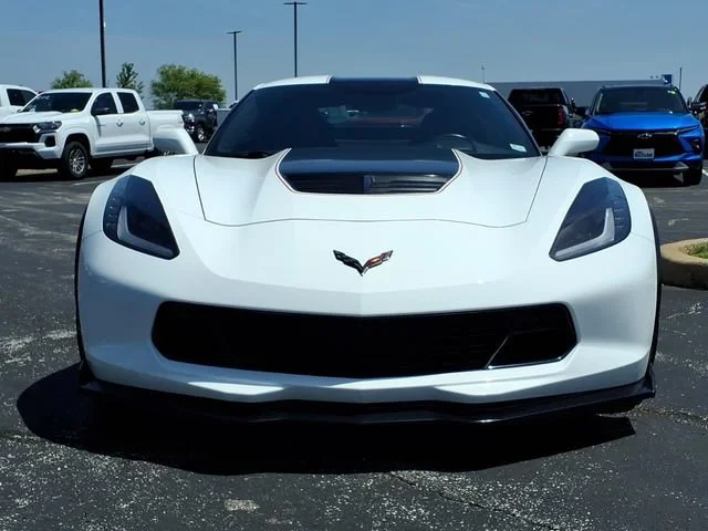 Used 2016 ARCTIC WHITE Chevrolet Z06 1LZ image 23