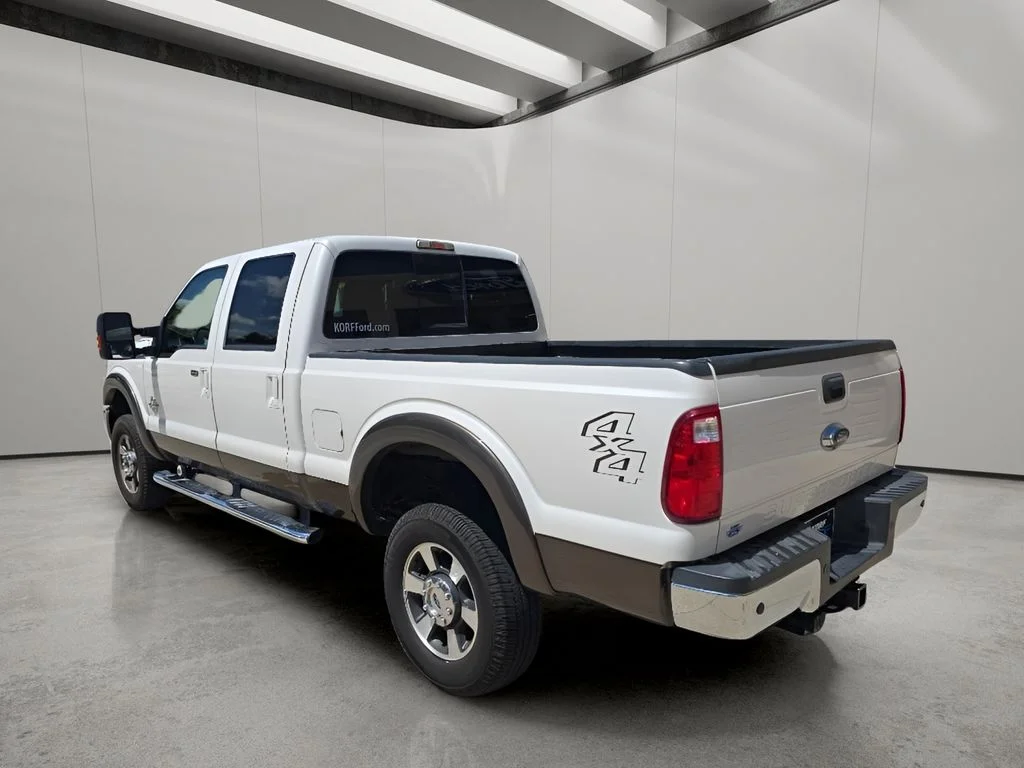 Used 2016 White Ford LARIAT image 3