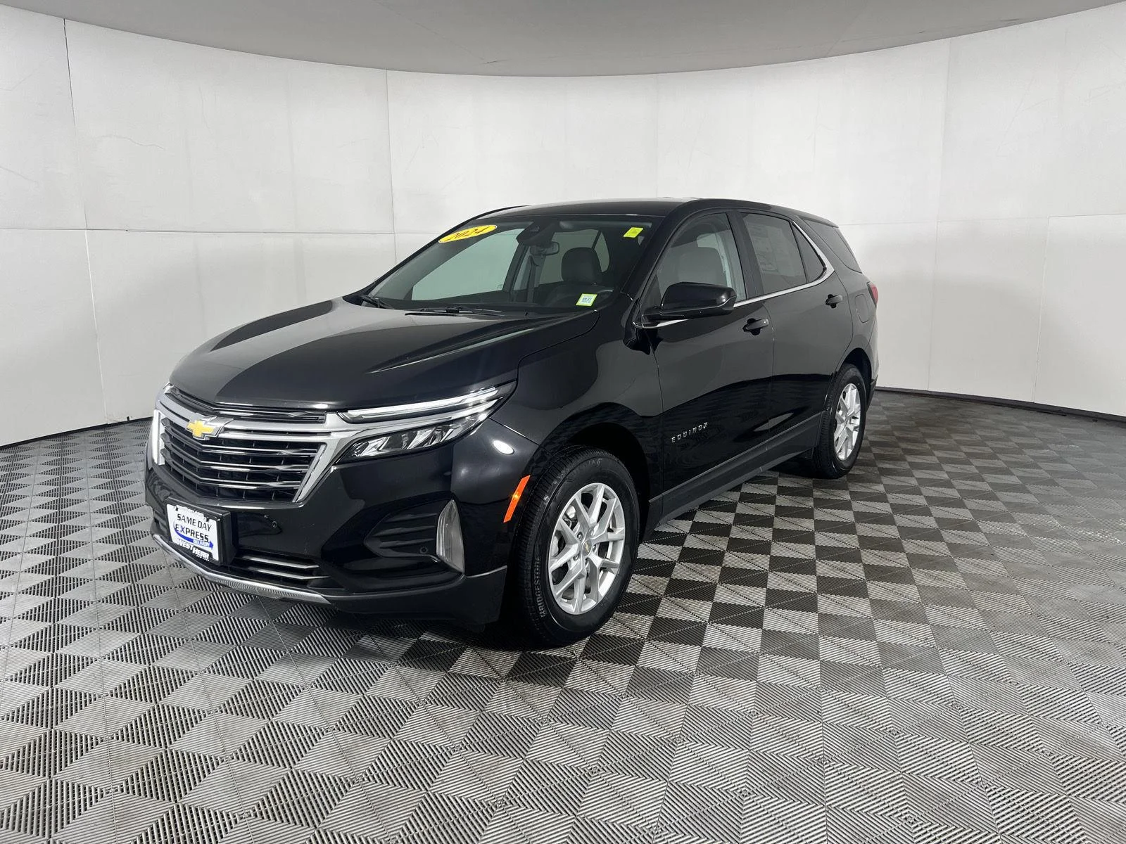 Used 2024 Mosaic Black Metallic Chevrolet LT image 39