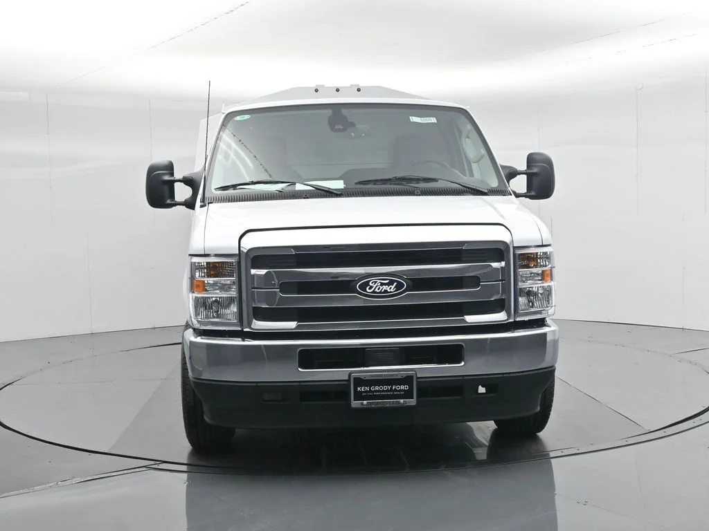 New 2026 White Ford Base image 59