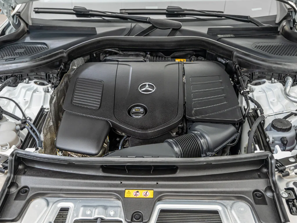 Certified Used 2026 Polar White Mercedes-Benz GLC 300 image 49