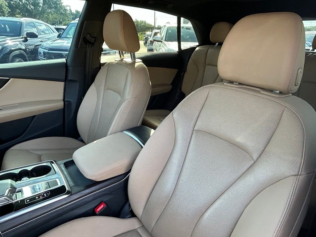 Used 2023 White Audi 55 Premium Plus image 18