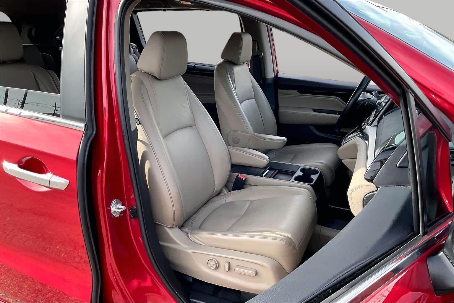 2024 Honda Odyssey Touring - Photo 9
