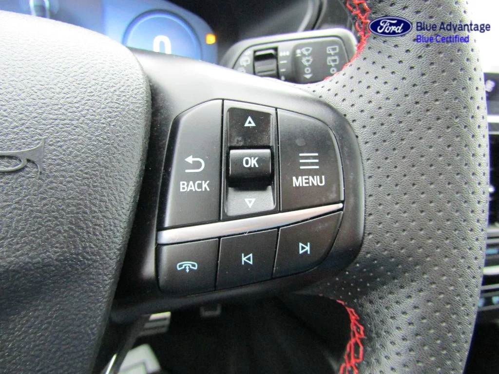 Certified Used 2023 Oxford White Ford ST-Line Select image 31