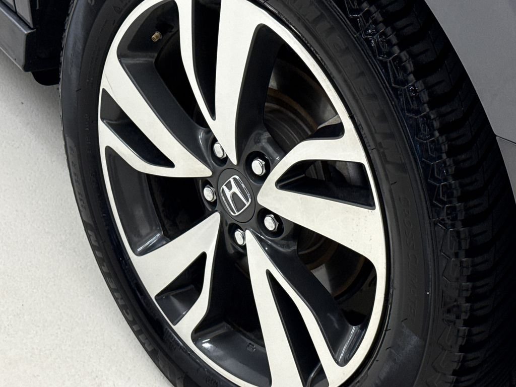2024 Honda Odyssey Touring - Photo 10