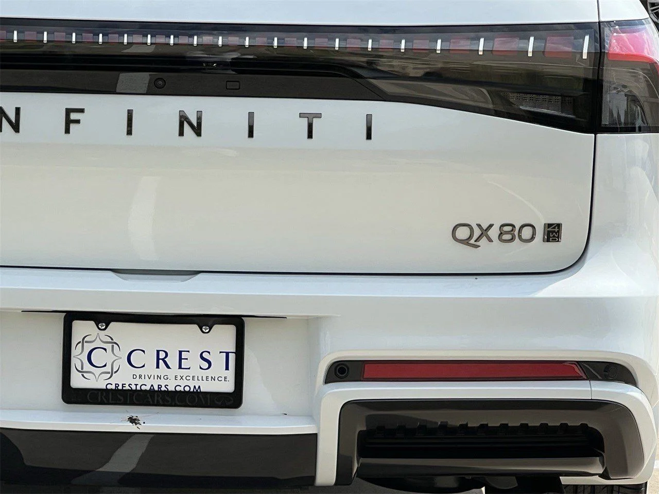 New 2026 2T RADIANT WHIT INFINITI Autograph 4WD image 5