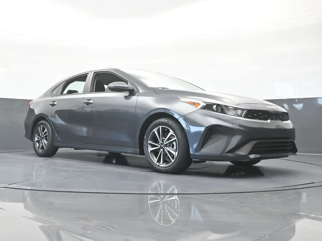 Used 2024 Gravity Gray Kia LXS image 58