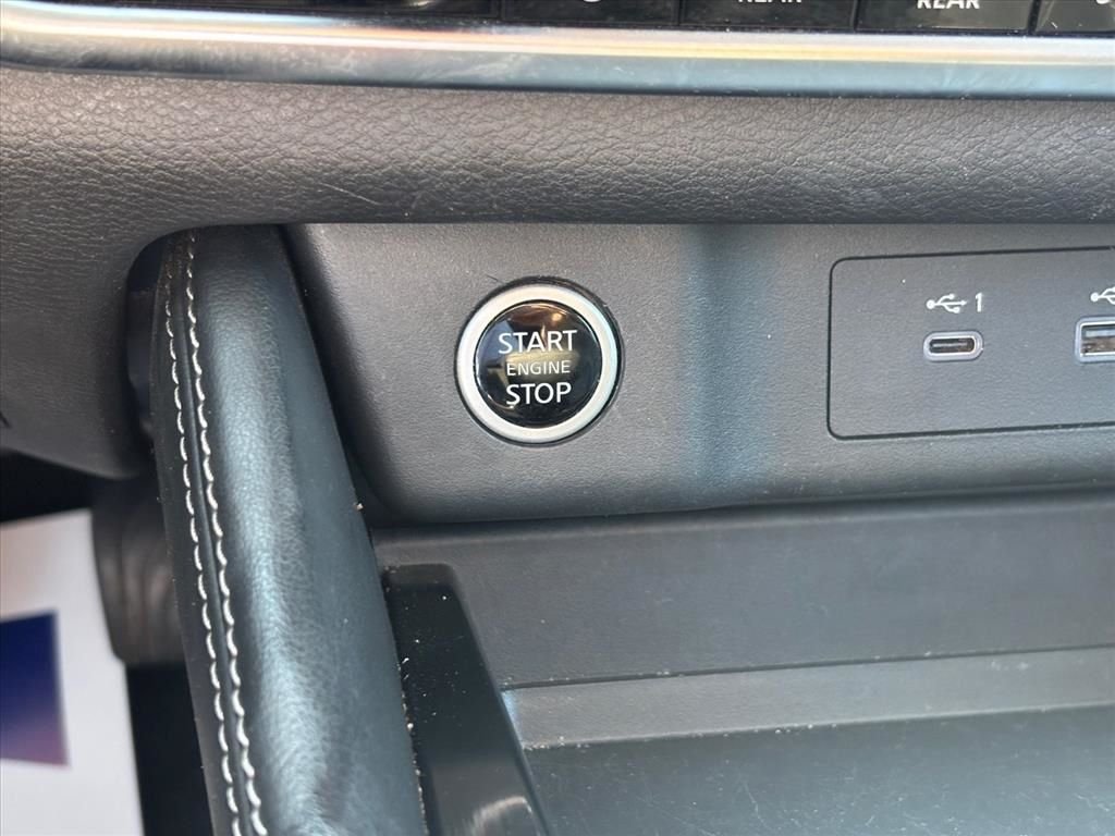 Used 2023 Black Nissan SL image 18