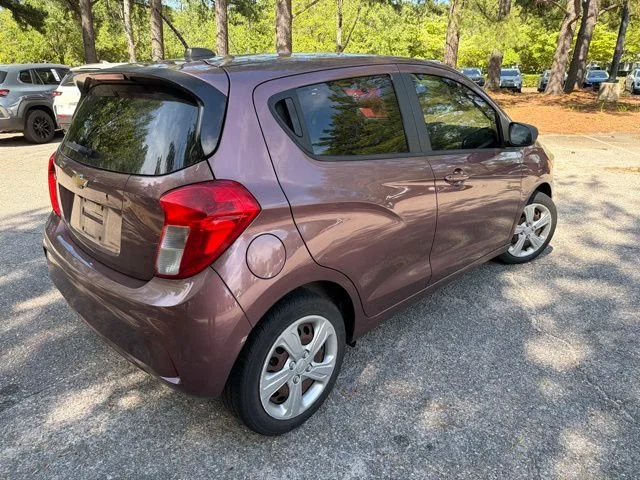Used 2019 Red Chevrolet LS image 5