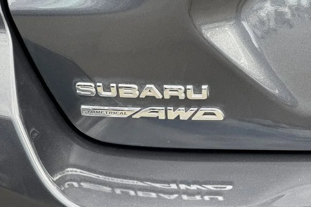 Used 2024 Gray Subaru Base image 31