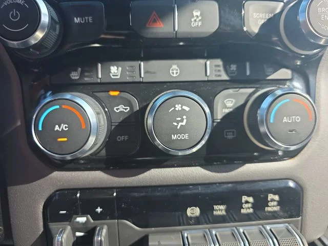 Used 2022 Black Ram Laramie image 24