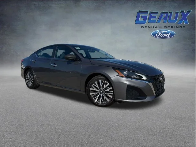 Used 2025 Gray Nissan 2.5 SV image 1