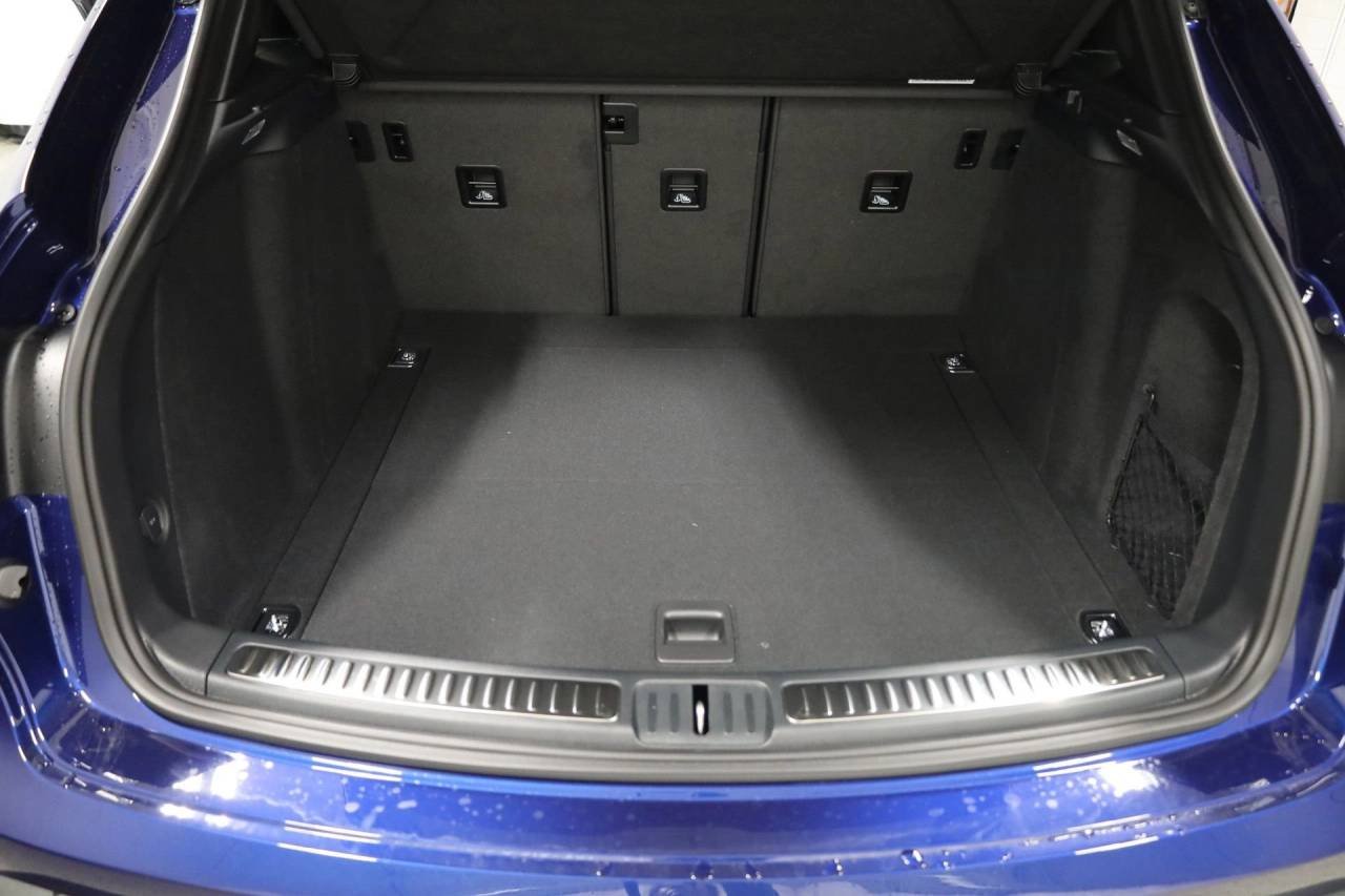 Used 2026 Gentian Blue Metallic Porsche  image 41