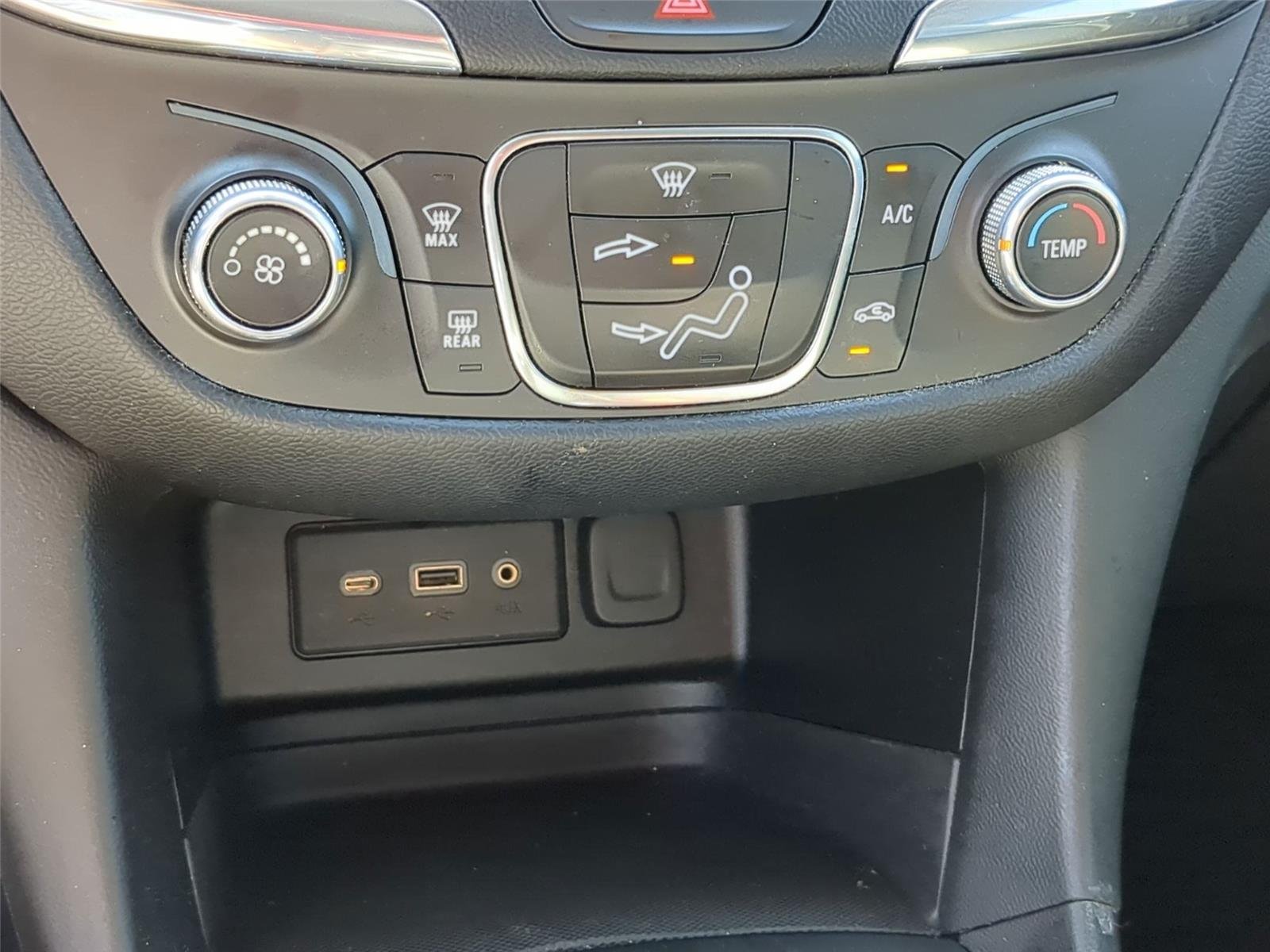 Used 2020 Silver Ice Metallic Chevrolet LT image 26
