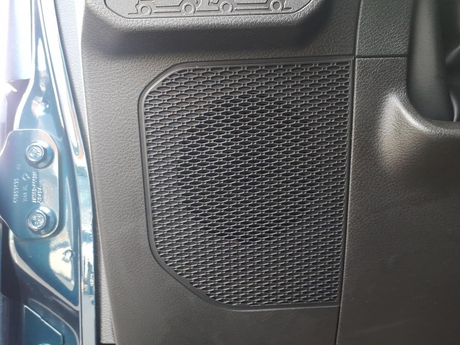 Used 2025 Fathom Blue Pearlcoat Jeep Sport S image 5