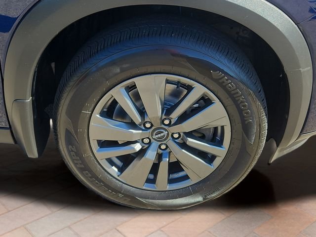Used 2024 Deep Ocean Blue Nissan SV image 23