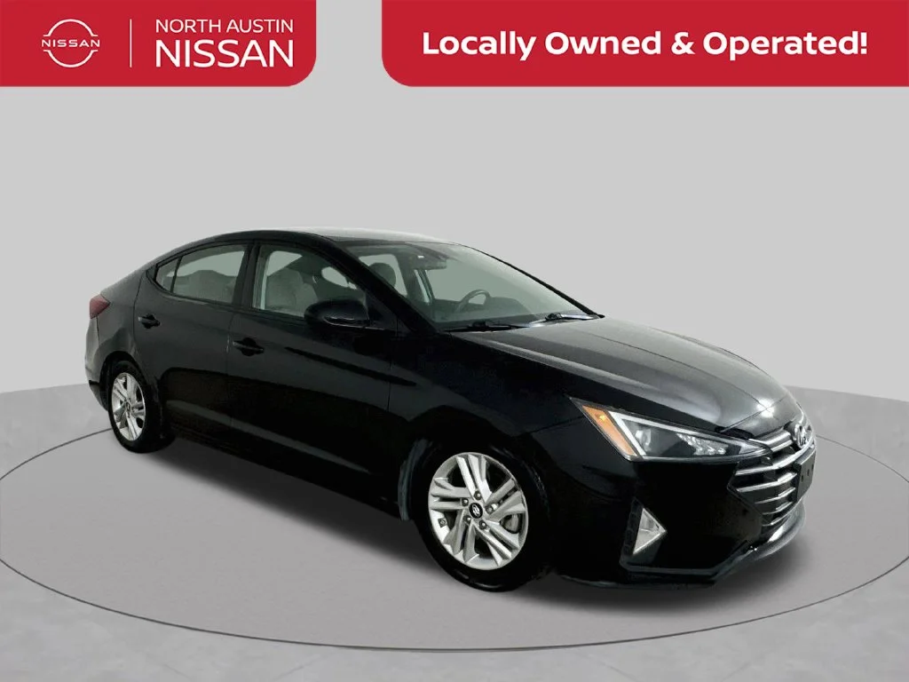 Used 2020 Black Hyundai SEL image 1