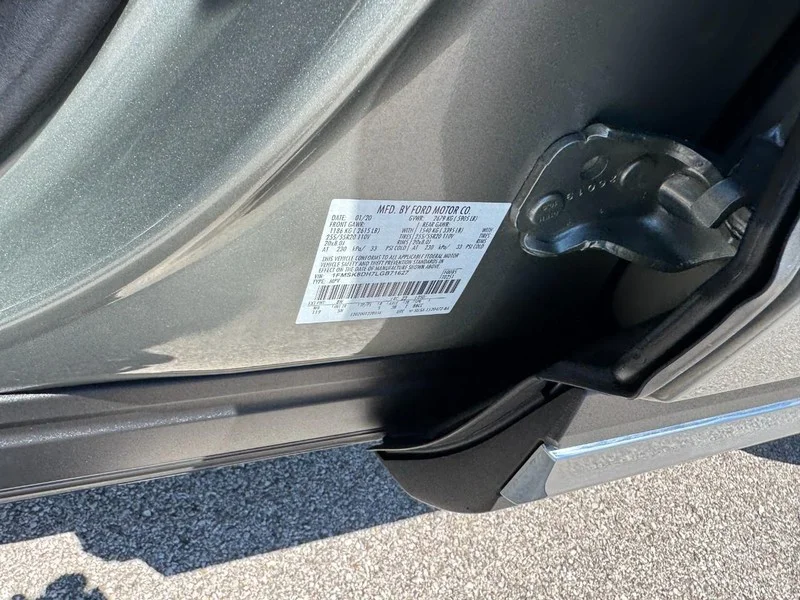 Used 2020 Silver Spruce Metallic Ford XLT 4WD image 25