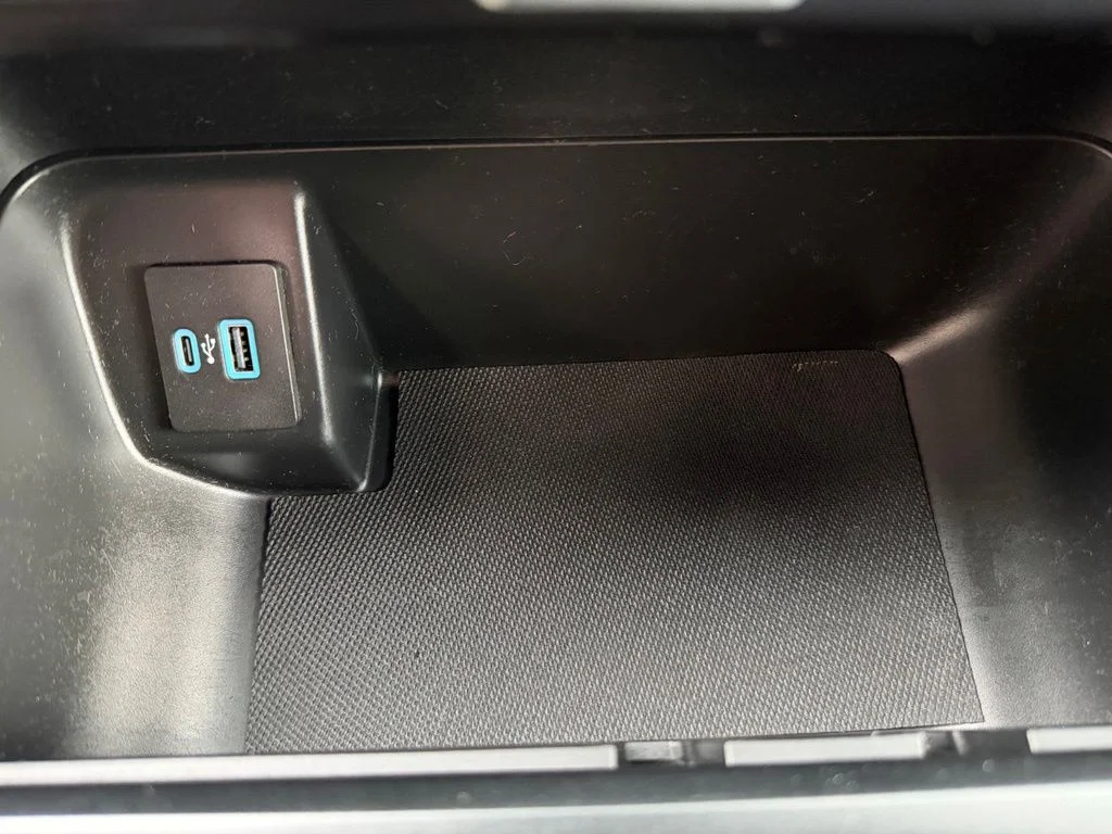 Used 2023 Silver Ford XLT image 25