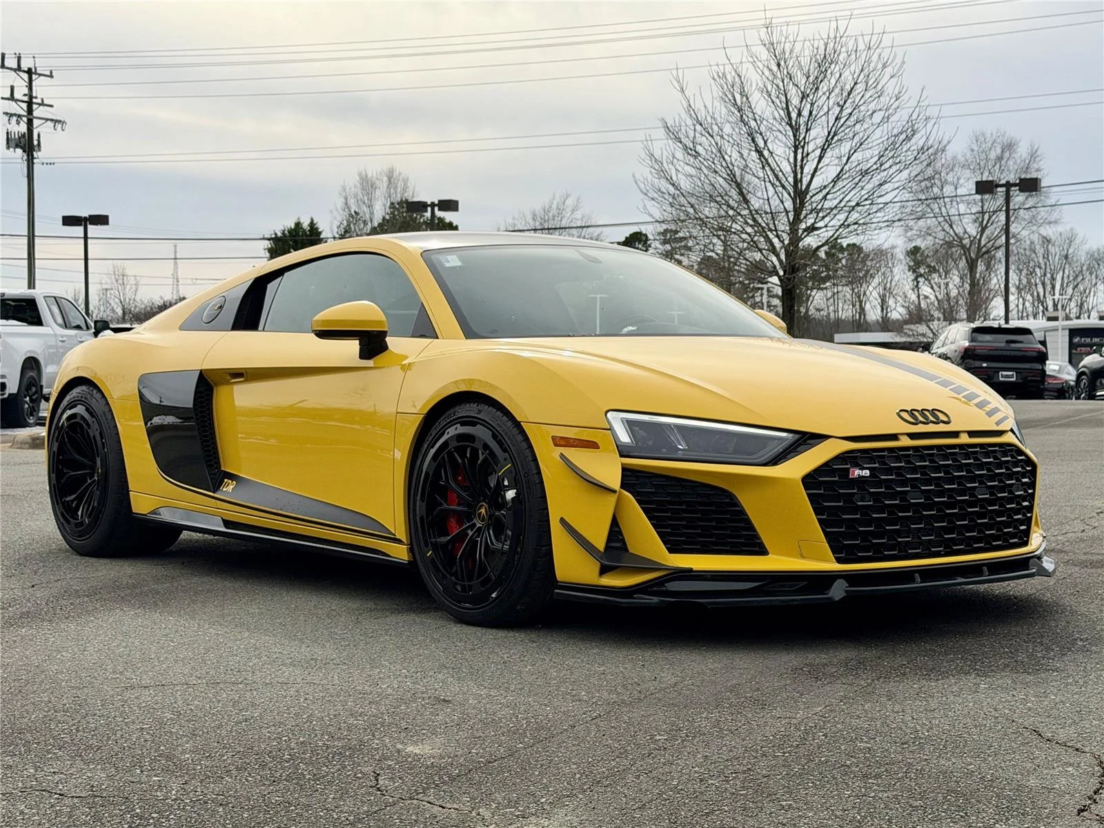 Used 2023 Vegas Yellow Audi V10 performance image 26