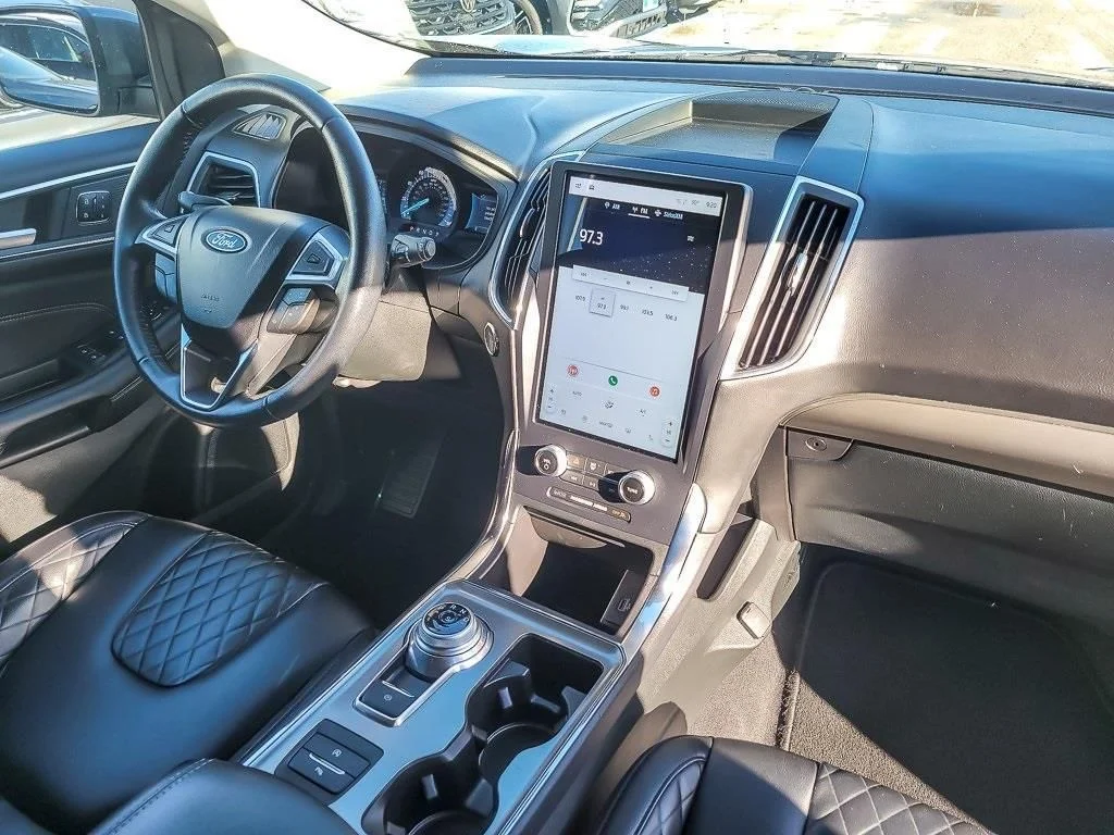 2023 Ford Edge Titanium - Photo 25