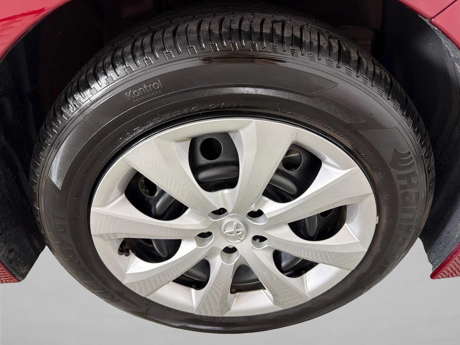 Used 2025 Ruby Flare Pearl [ Toyota LE image 12