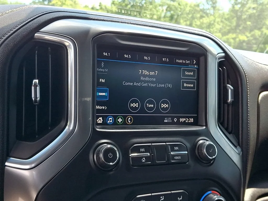 Used 2022 Summit White Chevrolet LT image 24