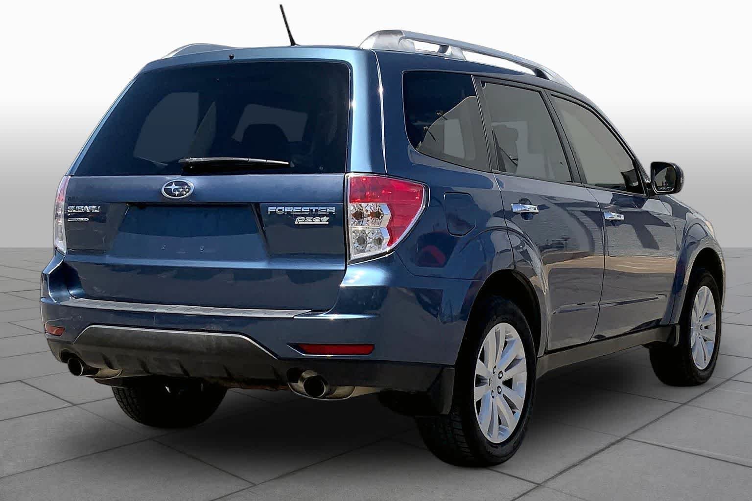 Used 2012 Marine Blue Pearl Subaru 2.5X Touring image 10