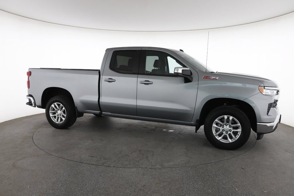 2023 Chevrolet Silverado 1500 LT - Photo 15