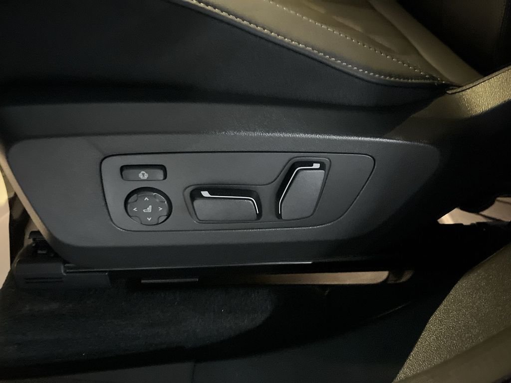 2026 BMW X3 30 - Photo 12