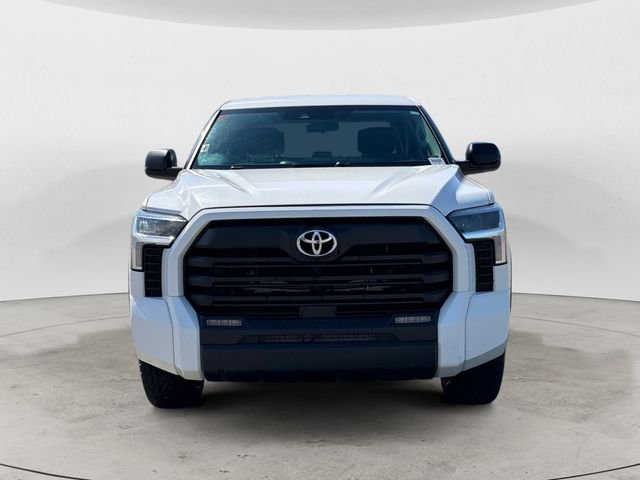 Used 2022 White Toyota SR5 image 8