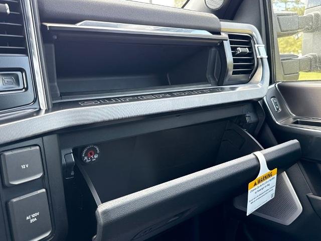 New 2026 Star White Metallic Tri-Coat Ford F-250® Platinum® image 97