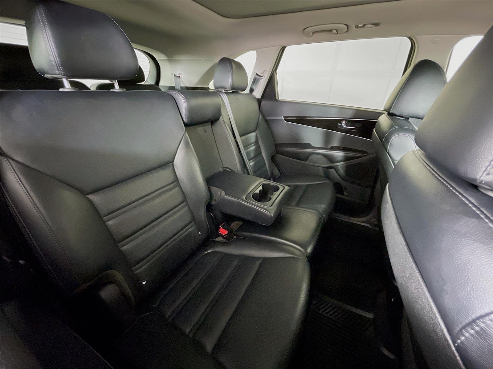 Used 2020 Everlasting Silver Kia EX V6 image 30