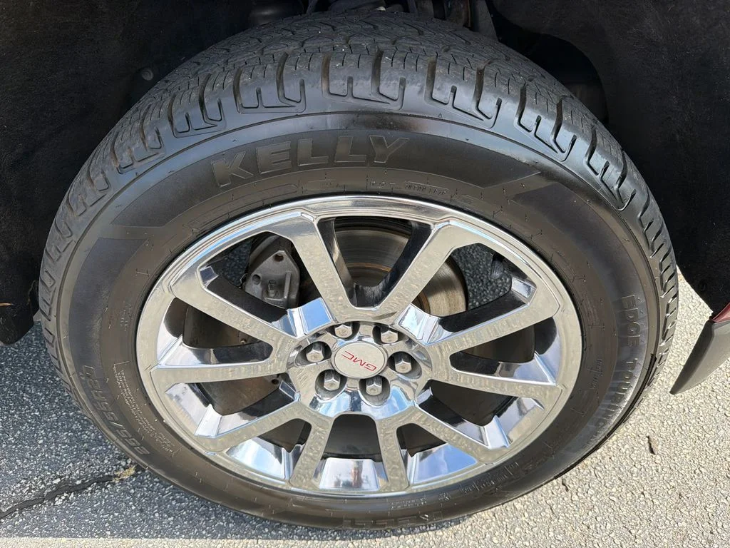 Used 2019 Red GMC Denali image 12