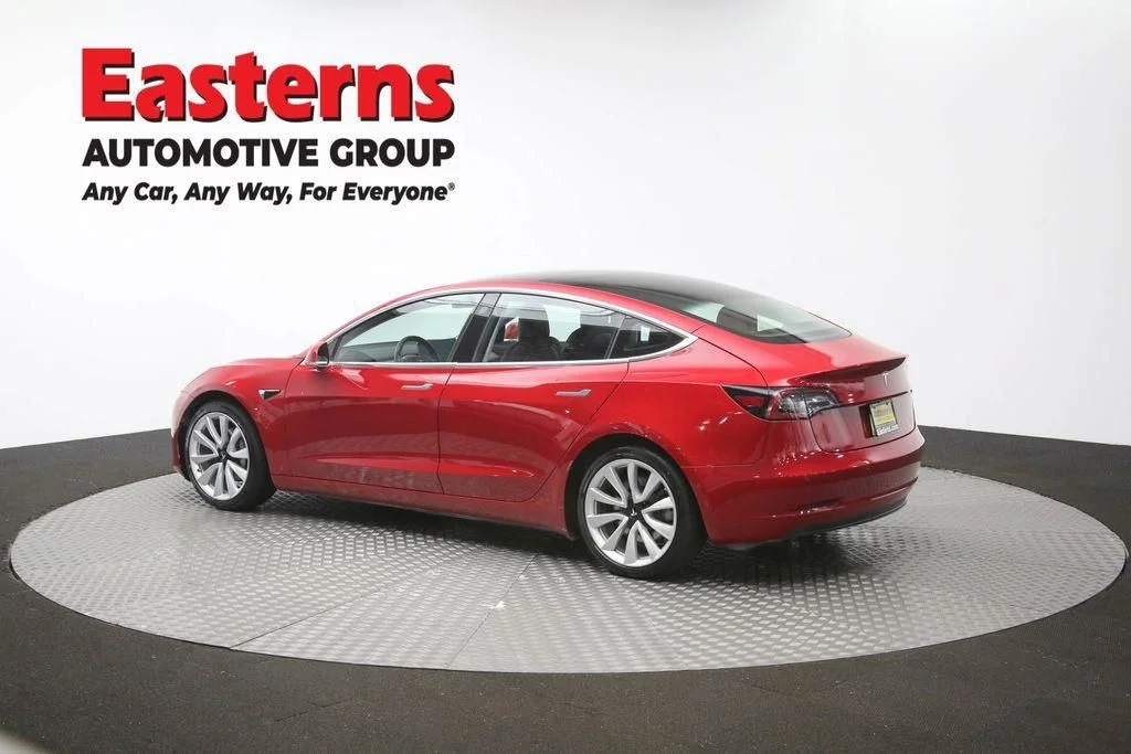 Used 2018 Red Tesla Long Range image 59