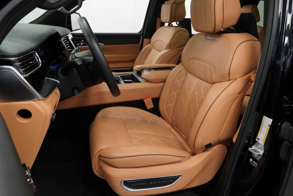 Used 2025 Black Jeep Series III Obsidian image 16