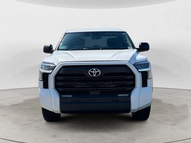 Used 2022 White Toyota SR5 image 8